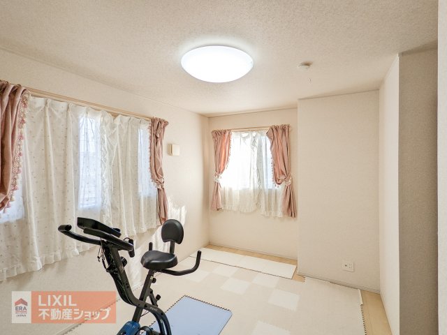 �Ȗ،����R�s�厚�ԁX�c 817-5�̒��È�ˌ��Ẳ摜