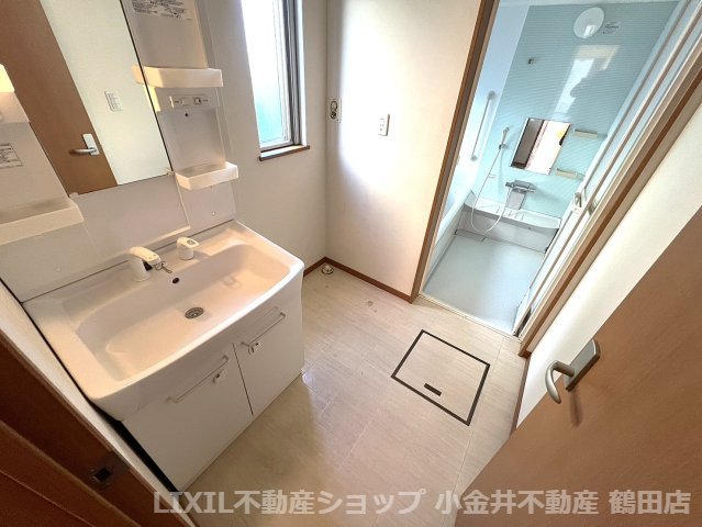 �Ȗ،��F�s�{�s��]�� 1446-7�̒��È�ˌ��Ẳ摜
