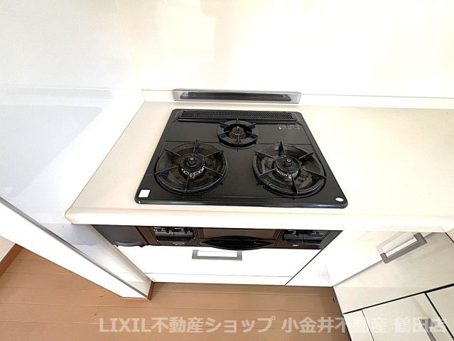 �Ȗ،��F�s�{�s��]�� 1446-7�̒��È�ˌ��ẴL�b�`��