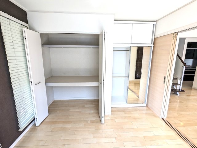 �Ȗ،��F�s�{�s���� 564-15�̒��È�ˌ��Ă̎��[
