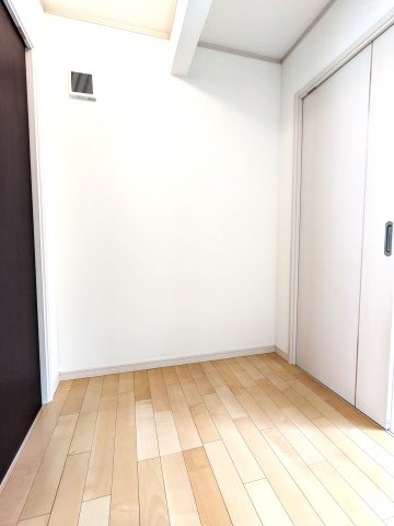 �Ȗ،��F�s�{�s���� 564-15�̒��È�ˌ��Ă̎��[
