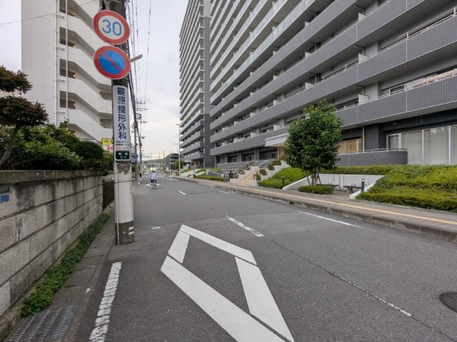 �Ȗ،��F�s�{�s�{�݂炢 2-21�̒��Ã}���V�����̉摜