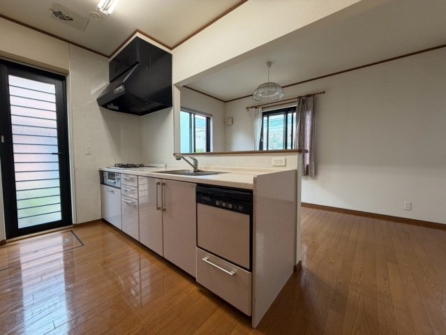 �Ȗ،�����s���O3���ڂ̒��È�ˌ��ẴL�b�`��