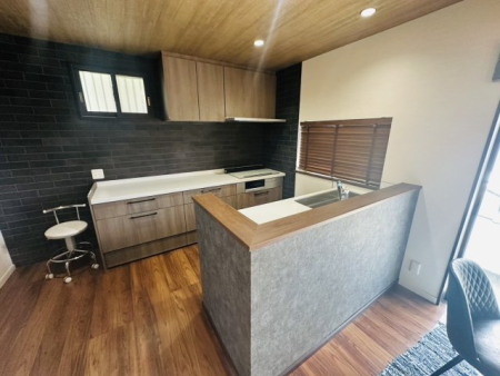 �Ȗ،��F�s�{�s������ 600-9�̒��È�ˌ��ẴL�b�`��