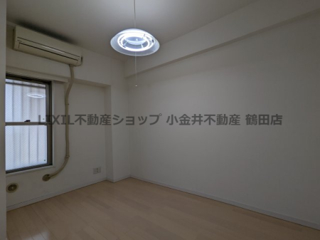 ̑ m
