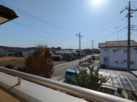 ̑ oRj[̒]@zc󕨊yЂƂƂɁB