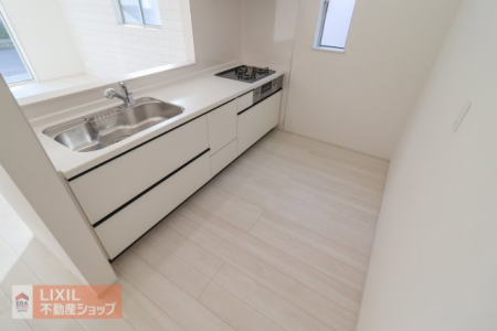 ̑ Ƒł̃R~jP[VƂΖʌ^VXeLb`łBɃVNƃR܂Ƃ߂VvȌ`łB