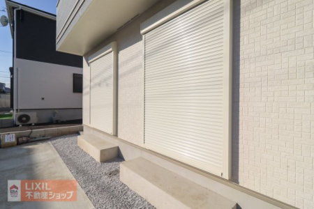  Vb^[͍ЊQՔMEhEhEȂǑ̃bg܂BhƑ΍ƂĂʓIłB Vb^[͐ݒuĂ邾ŁAoIȖhƌʂ҂ł܂B