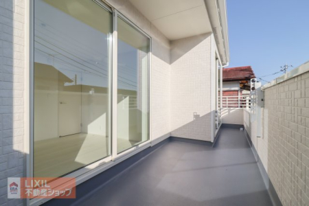 oRj[ ꂽ͕zcѕzAV[cȂǂĕzc̐ۂĂ܂BV͔G肪CłˁB