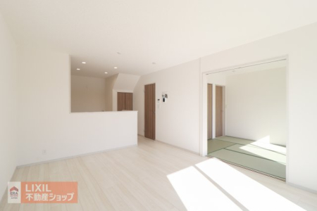  nʐ^BƑŉ߂邭났̋