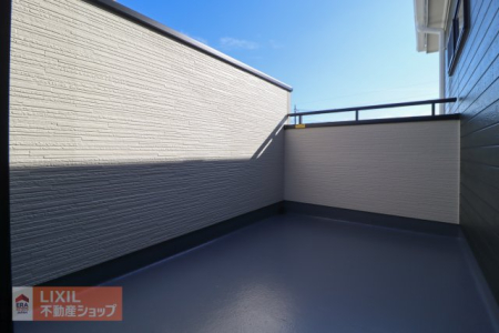 oRj[ ՂƗzoRj[͍L\܂BLXoRj[łzc󕨂񊱂܂