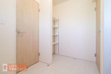  ʒEߏ͂ƂXy[XŎg₷łBʉϑɂ͖LxȎ[݂Ă܂B