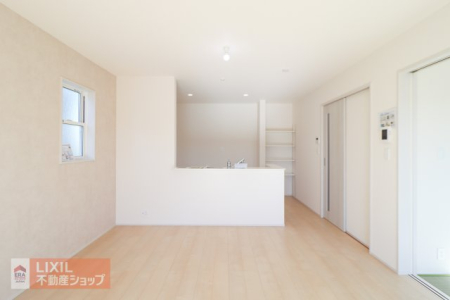  nʐ^BƑł낰_CjOłB