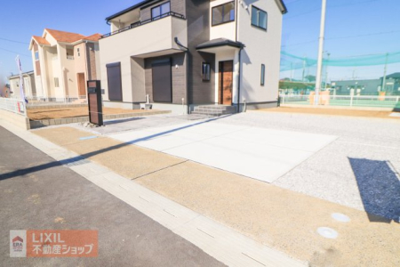 ԏ ƂԃXy[XłBۂ̂Ԃ̎ԎƂ킹ČnłmFB