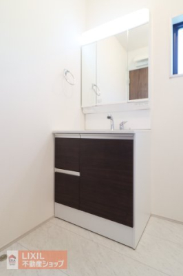 ʑEʏ 傫g̗ǂOʋłBOʋ̗͏̎[ɕ֗ȃLrlbgdlłB