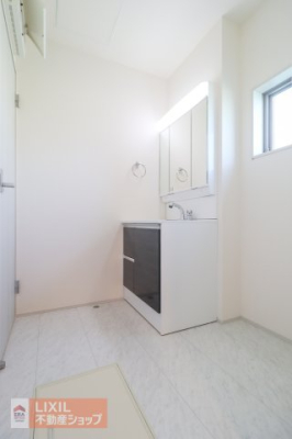  nʐ^BʒEߏ͂ƂXy[XŎg₷łB