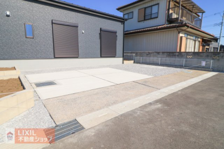 ԏ yԃXy[Xznʐ^BƂԃXy[XłB