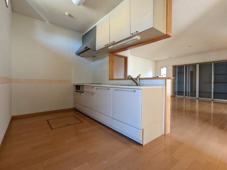 �L�b�`�� �Ƒ��Ƃ̉�b���e�ރJ�E���^�[�L�b�`����