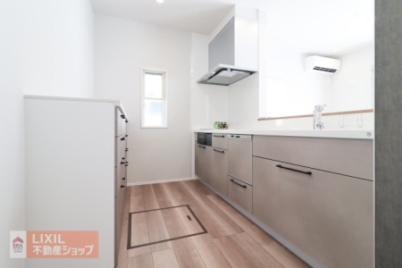 �L�b�`�� �y�L�b�`���z���n�����ʐ^�B�J�E���^�[�L�b�`���ŉƑ��̉�b���e�݂܂��ˁ�