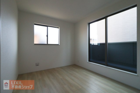  ��Q���ɂ͎��[�X�y�[�X���������Ă���̂ŁA���v�w�̈ߗނȂǂ���������ƕЕt���܂��B��������Ɩ���A�g�̂��x�߂�S�n�ǂ��Q���ɂ҂�����ł��I