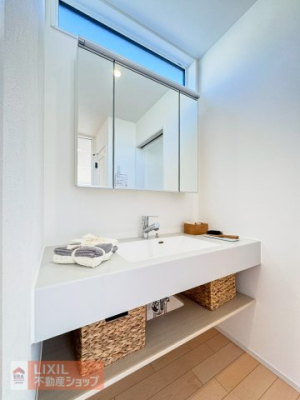 ���ʑ�E���ʏ� -