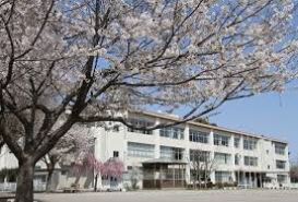  �y���w�Z�z�F�s�{�s���z�쏬�w�Z�܂�1552��