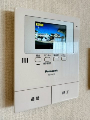  �^��@�\�t���ŁA�h�Ə�͂������A���͂����Ȃǂ̔c���ɂ��֗��B