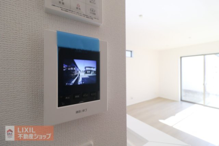  �yTV�C���^�[�z���z���n�����ʐ^�B�J���[TV�C���^�[�z���B