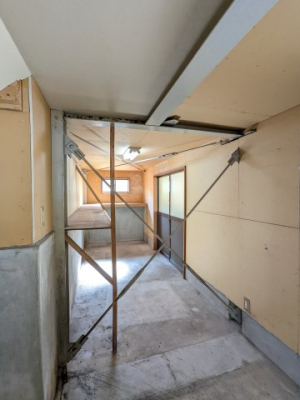 ���[ �K���[�W���[�̓^�C����H��A�o�[�x�L���[�̊��ȂǑ��ړI�Ɏ��[�\�ł��I