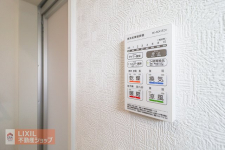 ���̑����� �J�̓��͊������A�������̓����ɂ����S�̗����A�~�̓����̃q�[�g�V���b�N�΍�Ƃ��Ēg�[�ȂǁA���@�\�t���̗������C�����g�[�@�t���I