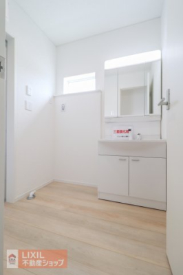  �����h���[�X�y�[�X�͉Ǝ������Ȃǎg�����肪�悭�A�����󂪂��₷���ł��ˁB