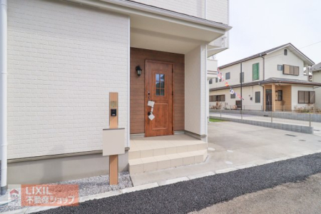  ���n�����ʐ^�B�������Ƃ������ցB���s���̂���|�[�`�ŉJ�̓������S�ł��B