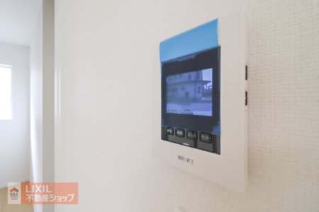  ���n�����ʐ^�B�J���[TV�C���^�[�z���B