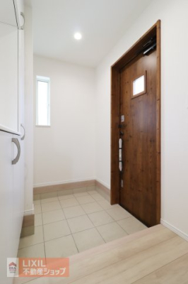 ���� �y���ցz���n�����ʐ^�B�������Ɩ��邢���ւ����Ƒ��◈�q�����o�}���B