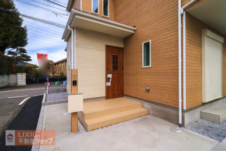  ���n�����ʐ^�B�������Ƃ������ցB���s���̂���|�[�`�ŉJ�̓������S�ł��B