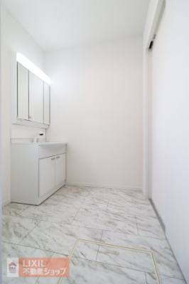  ���n�����ʐ^�B���ʒE�ߏ��͂������Ƃ����X�y�[�X�Ŏg���₷���ł��B