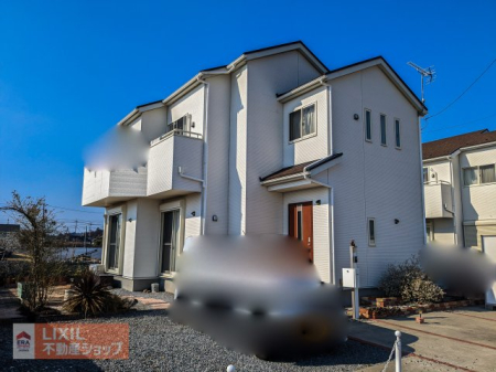 ���n�O�ώʐ^ �X���݂ɒ��a���闎���������F���̊O�ρ�