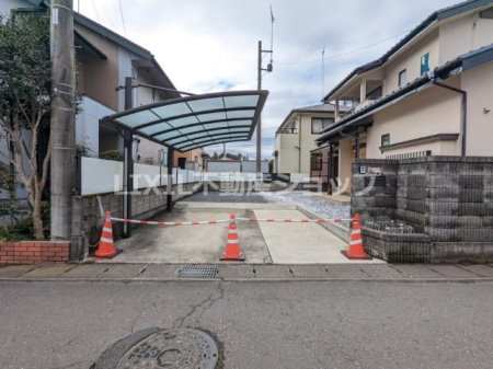 ���ԏ� �J�[�|�[�g1�䕪�t���B