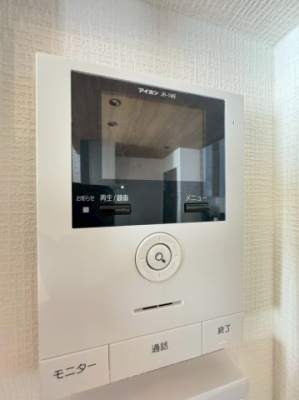  �^��@�\�t���ŁA�h�Ə�͂������A���͂����Ȃǂ̔c���ɂ��֗��B