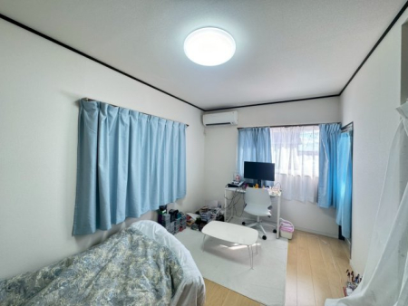  ���q�l�̐���������邨��������[�����Ă���܂��B