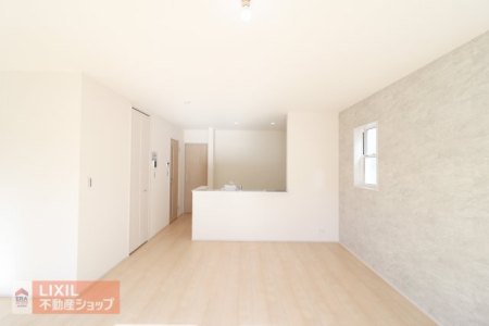  �y�_�C�j���O�z���n�����ʐ^�B�Ƒ��ł��낰��_�C�j���O�ł��B