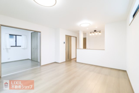  �z������̗ǂ��_�C�j���O�� ���邢��Ԃőf�G�Ȃ��H���̎��Ԃ����߂�������������