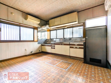  2�̑傫�ȑ������邱�ƂŁA���������̉��������������ɂ����A ��ɐV�N�ȋ�C��������Ȃ���Ǝ����ł��܂��I