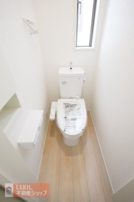 �g�C�� �ׂ��ȉ��x���߂��ł��A�����E���K�Ɏg�p�ł��鉷�����@�\�t�g�C�����̗p���Ă��܂��B