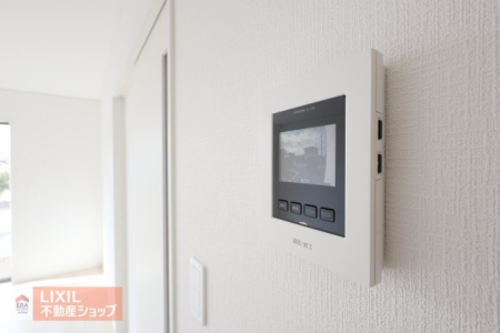  �n���Y�t���[�̃��j�^�[�t���C���^�[�z���ł��B���ւ܂ōs�����ɖK��҂̎p���m�F�ł��邾���łȂ��A�h�Ƃɂ��Ȃ���ƂĂ��֗��ȃA�C�e���ł��ˁB