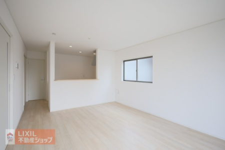  ���r���O�A�_�C�j���O�̑�����������閾�邢LDK�ł��B