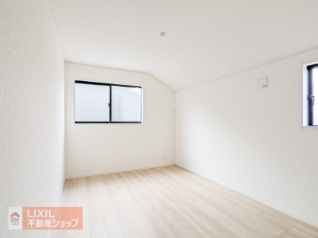  ��ʍ̌��ő��z���������ɓ���₷���A�����͂ƂĂ����邢�ł��B