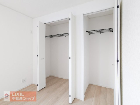 ���[ �n���K�[�p�C�v�ɂ�����ꂽ�ߗނ���ڂŊm�F���邱�Ƃ��ł���̂ŁA�T���Ă�����̂������₷���A�K�v�Ȃ��̂������Ɏ��o�����Ƃ��ł��܂��B