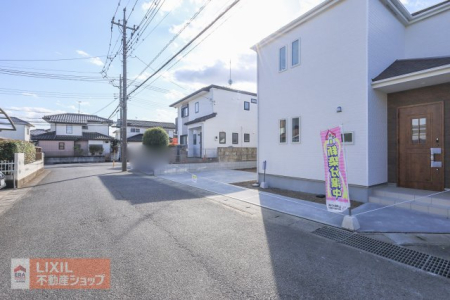 ���̑� �O�ʓ��H�̌��n�����ʐ^�ł��B��Ƃ�̂��铹����y�X���ԂȂǁA���n�ł��m�F���������B