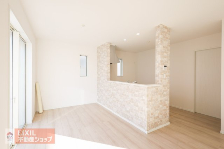  ���r���O�ƃ_�C�j���O���ꑱ�������炱���̈�̊��́A�����̕�炵�ɂ�Ƃ��^���܂��B